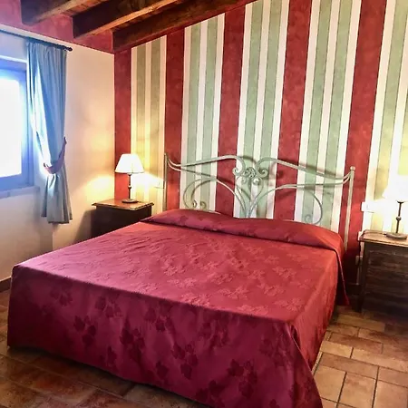 Alloggio per agriturismo Redona